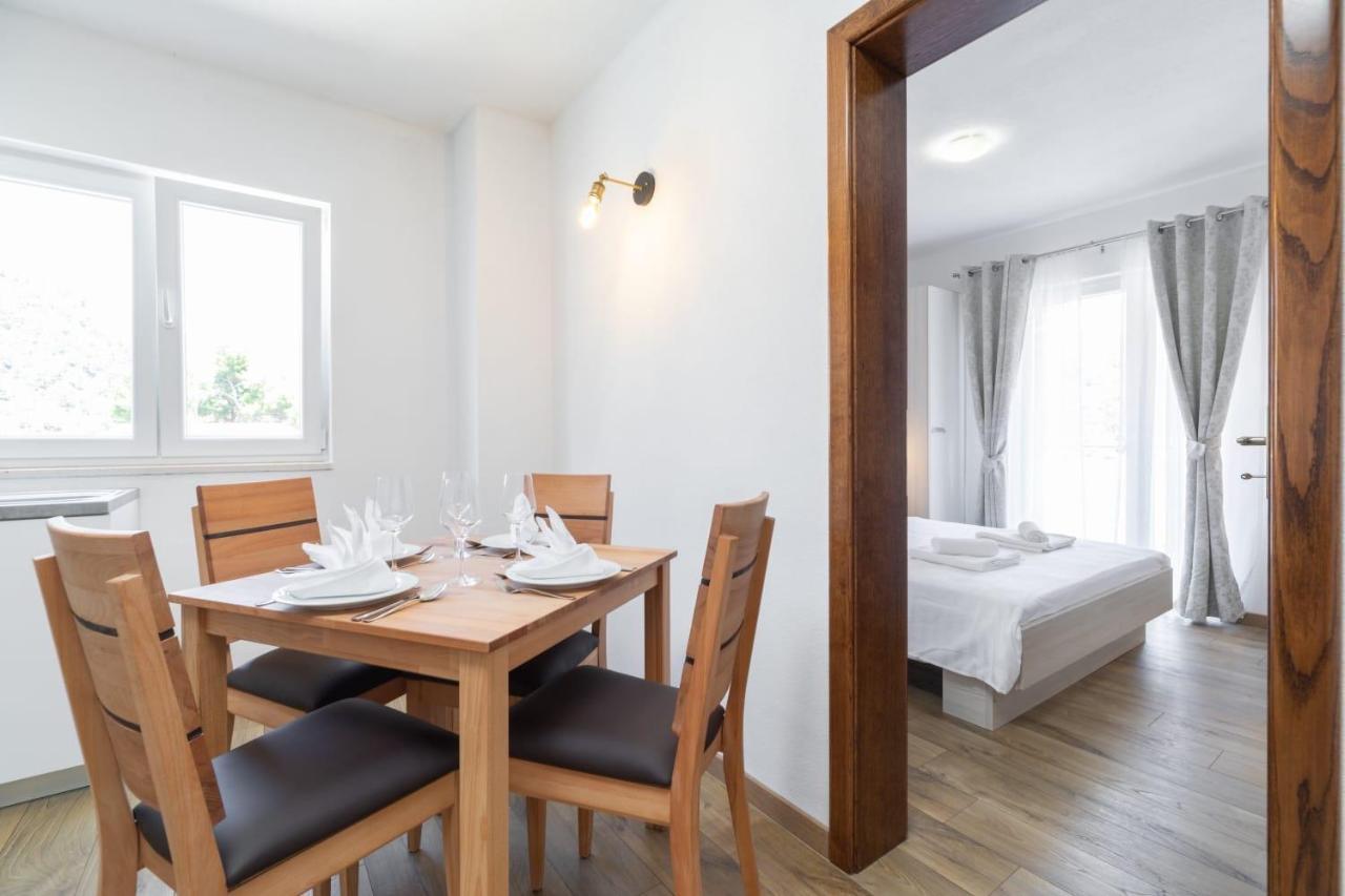 Maloa Two Bedroom Apartment Smokvica  Eksteriør bilde