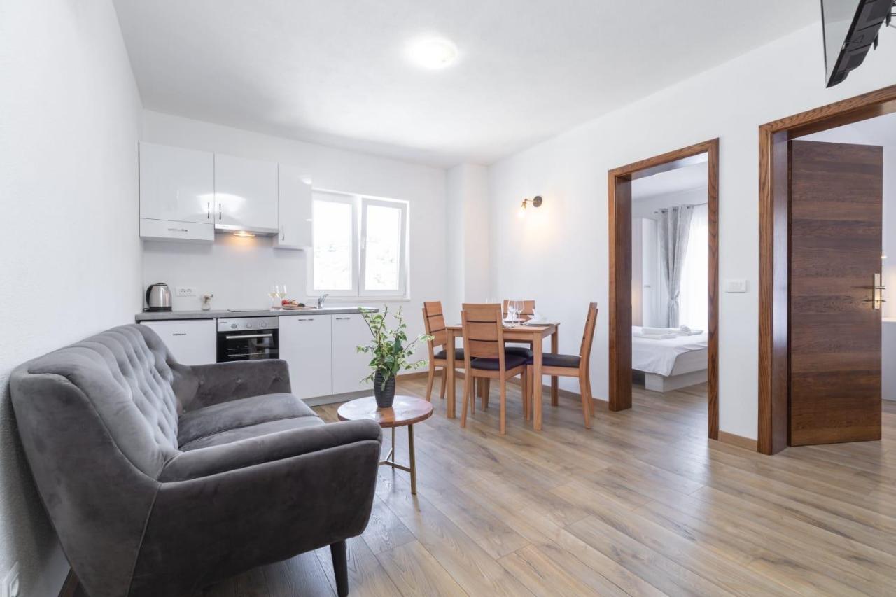Maloa Two Bedroom Apartment Smokvica  Eksteriør bilde